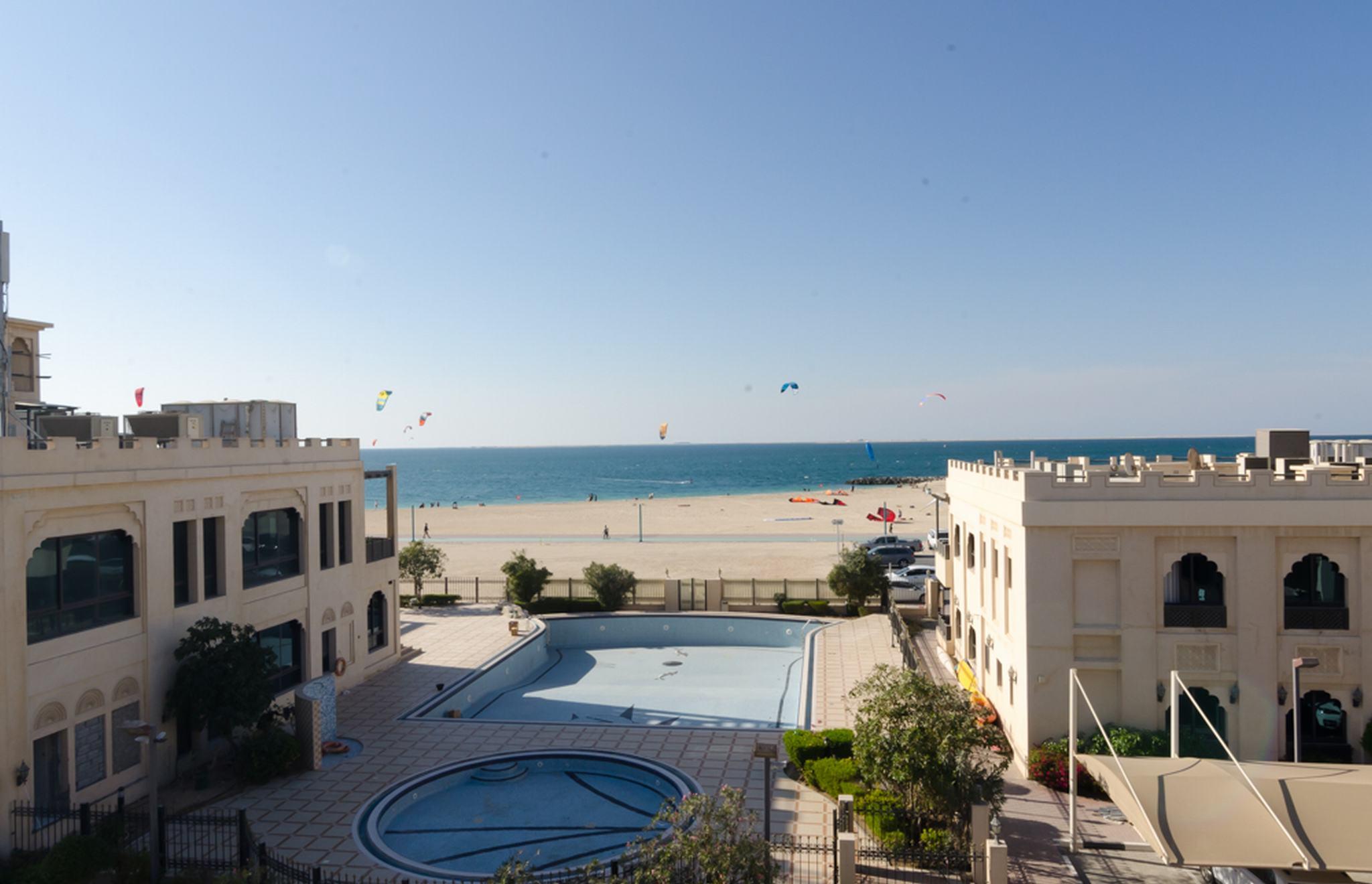 Roda Beach Resort Dubai Exterior foto